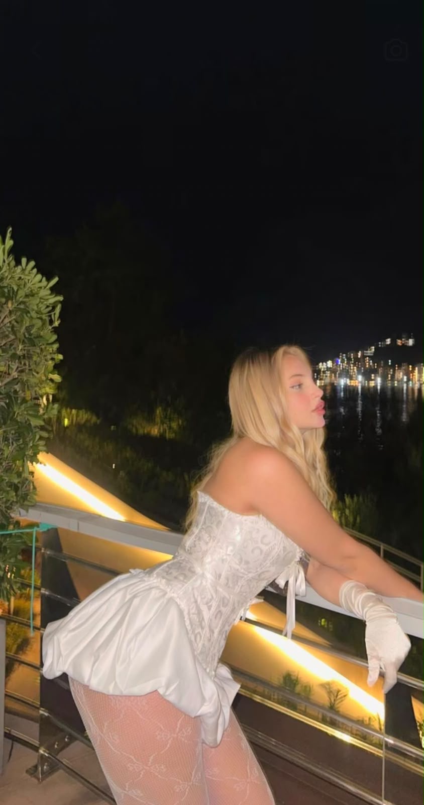 NAZLI